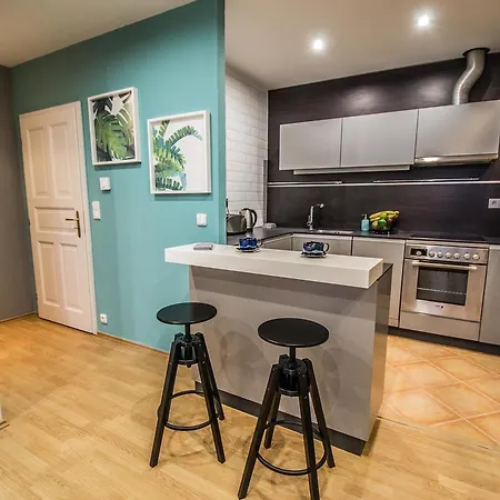 Pin-up 3bdr Ruterra Apt With City View Apartmán *
