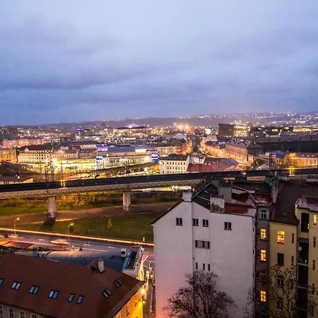 Apartment Pin-up 3bdr Ruterra Apt With City View