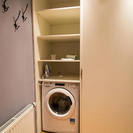 Pin-up 3bdr Ruterra Apt With City View Apartment Prague