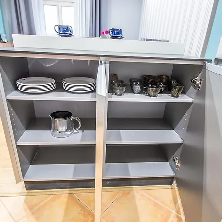 Apartment Pin-up 3bdr Ruterra Apt With City View *