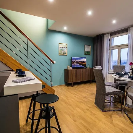Pin-up 3bdr Ruterra Apt With City View * Prague